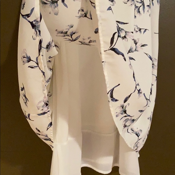 Cold shoulder dress - Picture 4 of 4